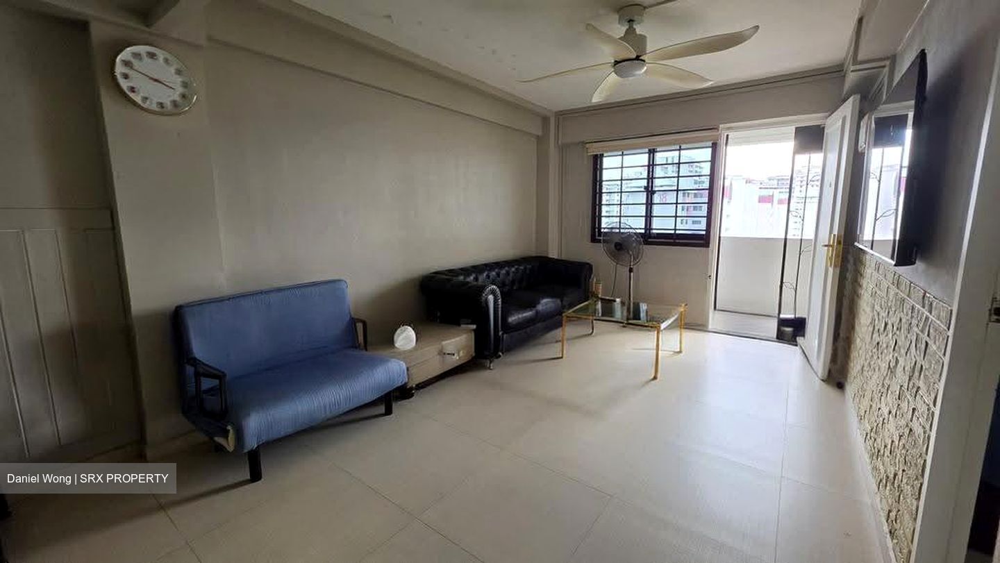 Blk 2 Hougang Avenue 3 (Hougang), HDB 3 Rooms #609474761